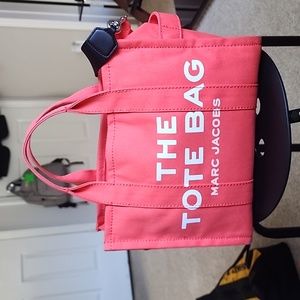 Marc Jacobs The Tote Bag Medium